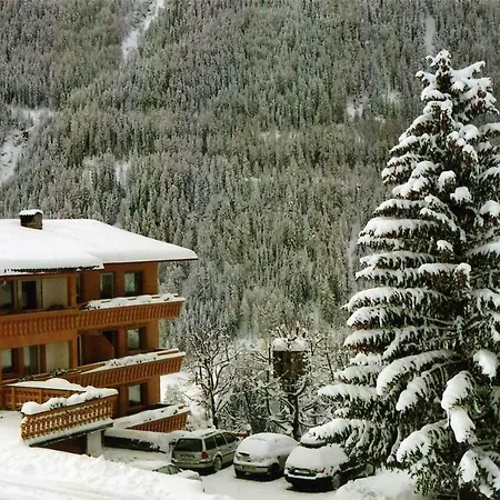 Konukevi Gastehaus Alpenruh
