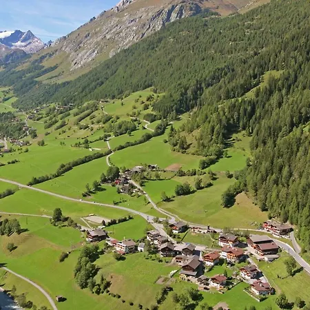 Gastehaus Alpenruh Guest house Pragraten