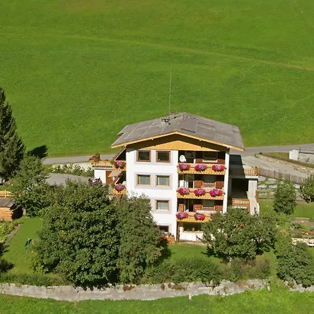 Gastehaus Alpenruh Guest house *